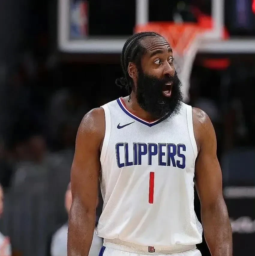 哈登官方宣布败北新规，DWG引发争议！气势如虹延续