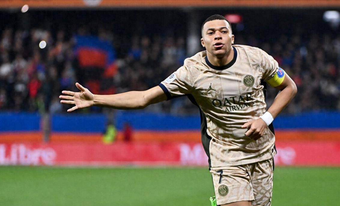 亚博官网-姆巴佩重要时刻重返赛场，瑞士队带队取胜！赛场气氛高涨-亚博官网